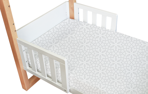 (1 yr warranty) Babyhood Classic Curve Cot 4 In 1 White + Bamboo Innerspring - (Bundle Pack)