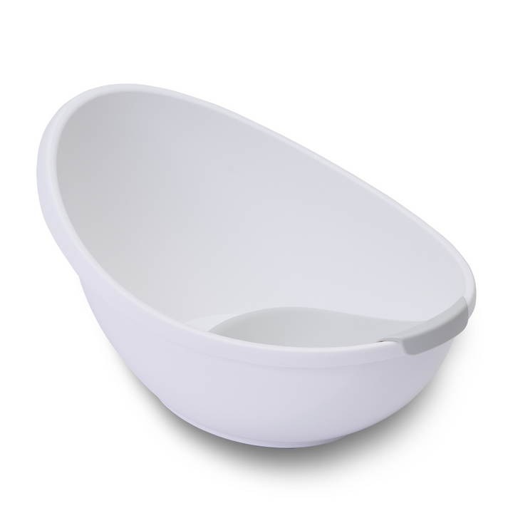 Bubble Baby Bath with Bath Seat - White