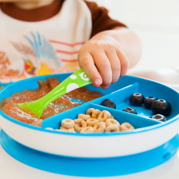 [2 Pack] Munchkin Stay Put™ Suction Plate (Blue)