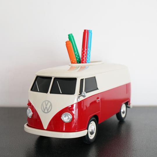 TravelMall 1963 Ridaz Volkswagen T1 Bus - Cream/Red