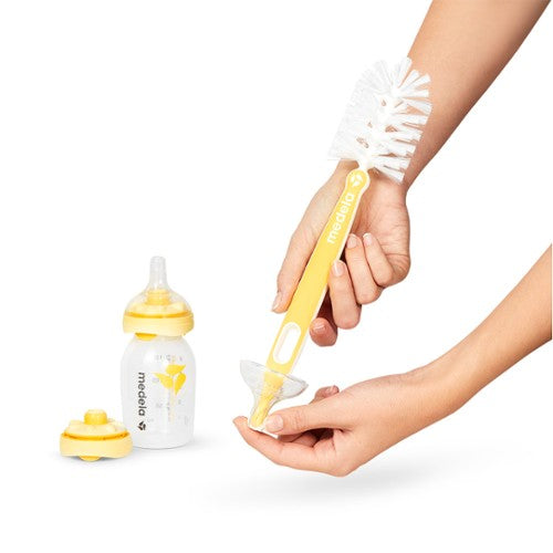 [Bundle Of 2] Medela Quick Clean Bottle Brush With Stand